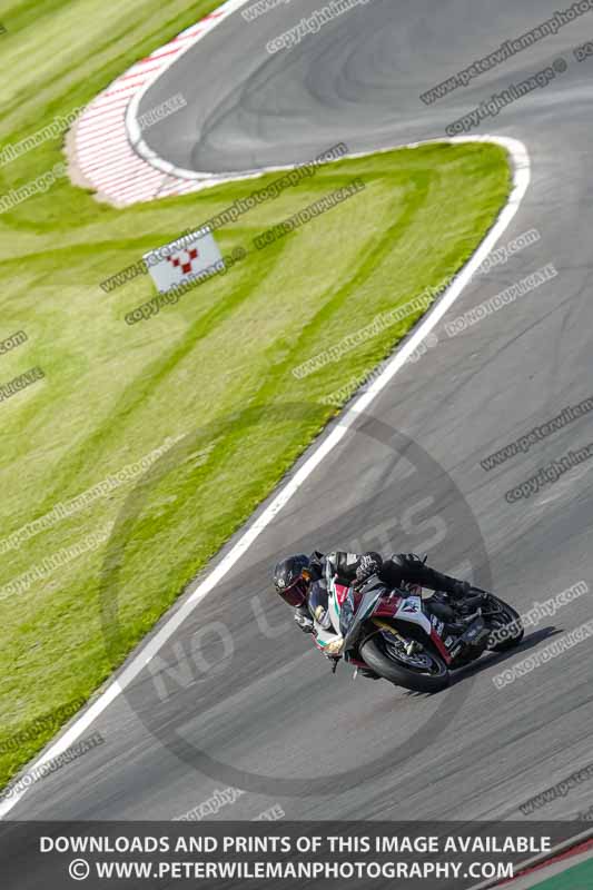 donington no limits trackday;donington park photographs;donington trackday photographs;no limits trackdays;peter wileman photography;trackday digital images;trackday photos